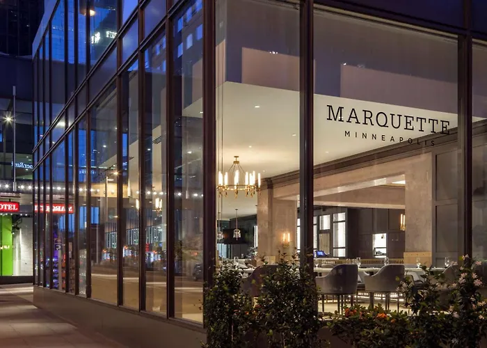 The Marquette Hotel, Curio Collection By Hilton
